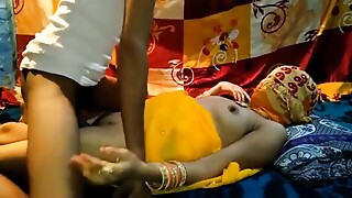 Indian Bhabhi Desi Marriage Saree Dwelling-place Concupiscent sexual attractiveness overlay wantonness